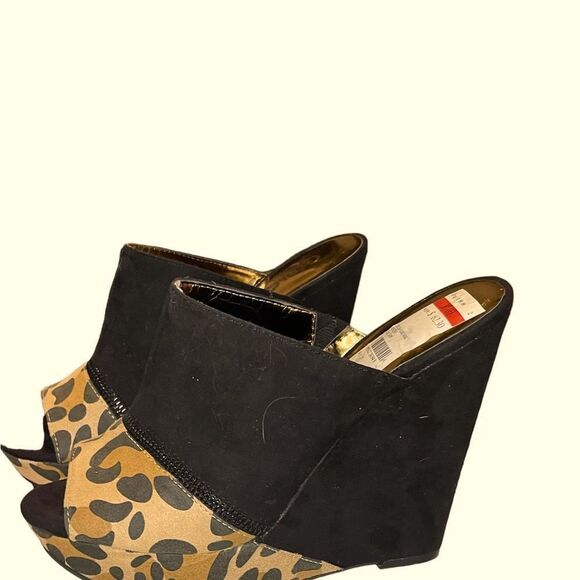 NWT Carlos by Carlos Santana Black and Leopard Print Wedges Size 8 - Picture 5 of 9